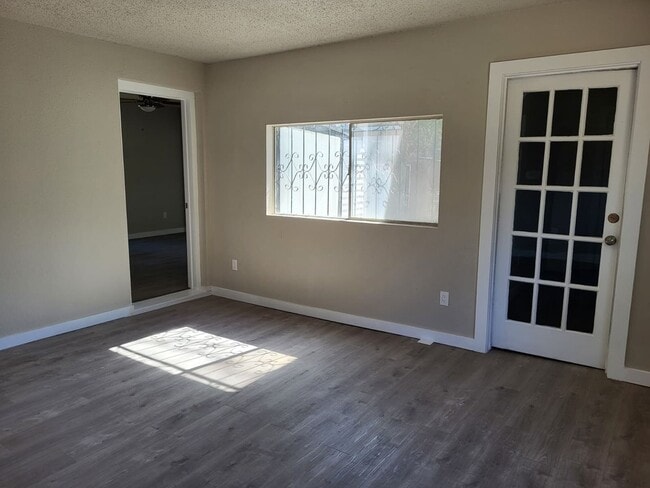 2326 Basse Rd in San Antonio, TX - Building Photo - Building Photo