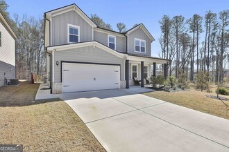 133 Vivian Ln in Peachtree City, GA - Building Photo - Building Photo