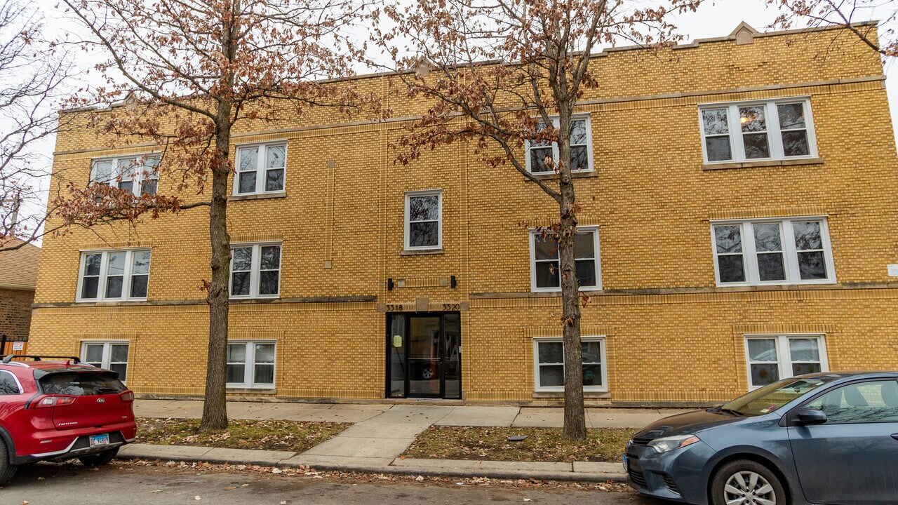 3318 N Leclaire Ave-Unit -2S in Chicago, IL - Building Photo