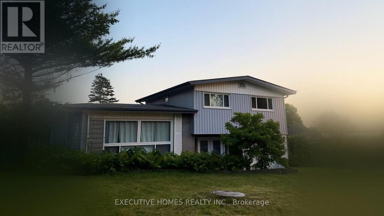 1045 Beaufort Ave in Oshawa, ON - Building Photo