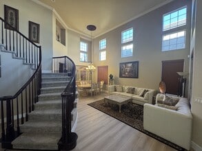 10 Rhine Cir in Salinas, CA - Building Photo - Building Photo