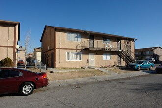 Puebla Estates in Las Vegas, NV - Foto de edificio - Building Photo