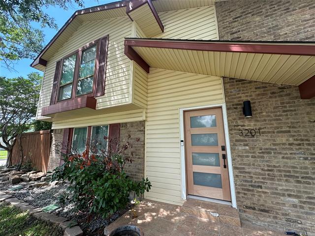 property at 3201 Tampa Dr
