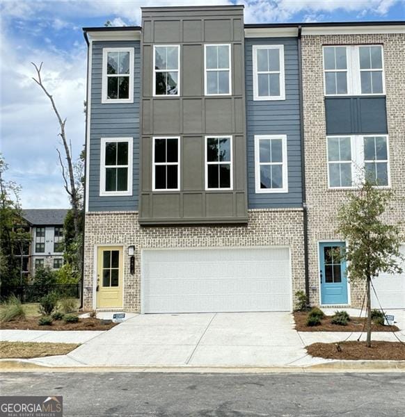 property at 1479 Creekside Cir NW