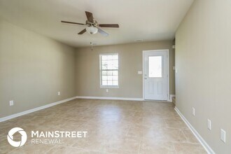 102 Chyntara Dr in La Vergne, TN - Building Photo - Building Photo