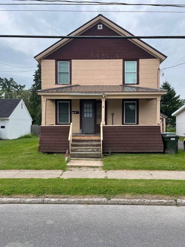 4 Clough St in Potsdam, NY - Building Photo - Building Photo