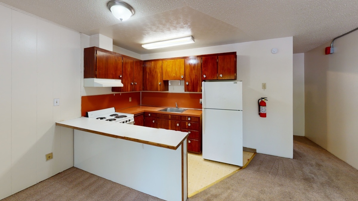 Country Lane in Anchorage, AK - Building Photo