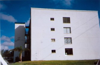 Marina Club Condos in Tampa, FL - Foto de edificio - Building Photo