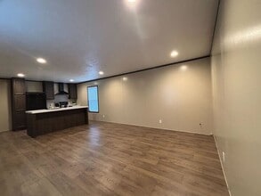 601 Kathy St in Conroe, TX - Building Photo - Building Photo