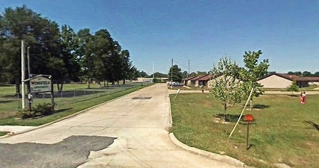 425 14th St in Kinder, LA - Building Photo - Building Photo