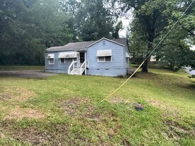 3910 Fairview Dr in Columbus, GA - Building Photo