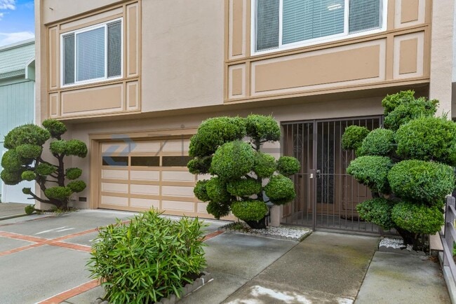 78 St Marks Ct in Daly City, CA - Building Photo - Building Photo