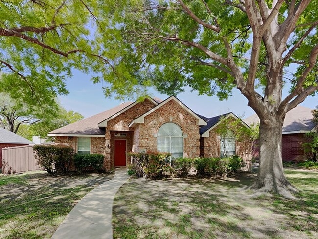 7581 Lancelot Rd