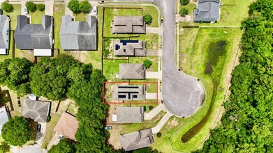 289 Dahlquist Dr in Crestview, FL - Building Photo - Building Photo