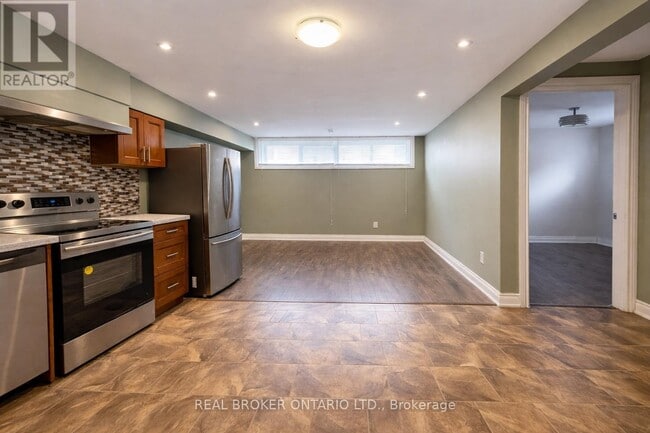 property at 926 Flagship Dr