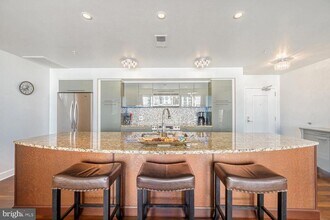 675 S President St in Baltimore, MD - Foto de edificio - Building Photo