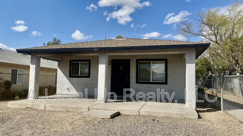 913 E 34th St in Tucson, AZ - Building Photo