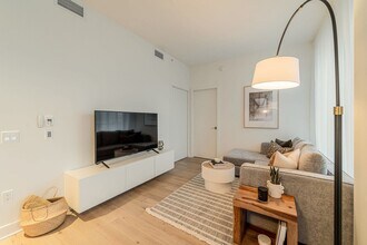 1200 Rue Drummond in Montréal, QC - Building Photo - Building Photo