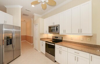 798 SW Munjack Cir in Port St. Lucie, FL - Building Photo - Building Photo