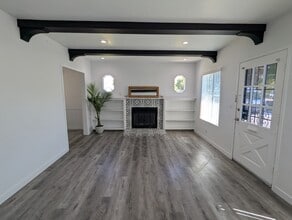 18820 Roscoe Blvd in Northridge, CA - Building Photo - Building Photo