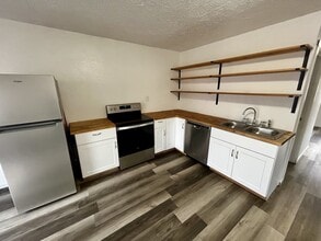 805 S Atlantic St in Dillon, MT - Building Photo - Building Photo