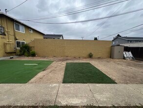 166 Echo Ave, Unit 2 in Campbell, CA - Foto de edificio - Building Photo