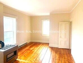 3 Cushing St-Unit -2 in Winterport, ME - Building Photo - Building Photo