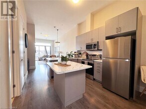 85b Morrell St in Brantford, ON - Building Photo - Building Photo