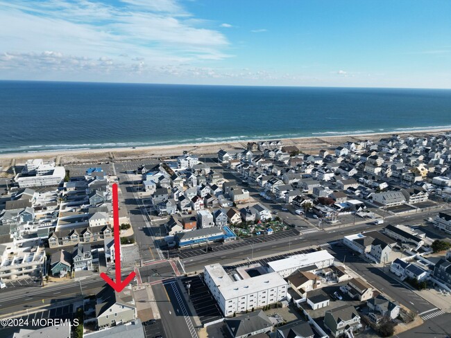 102 3rd Ave in Seaside Heights, NJ - Building Photo - Building Photo