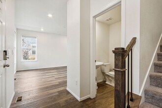 328 Zeppelin Wy in Fort Collins, CO - Building Photo - Building Photo