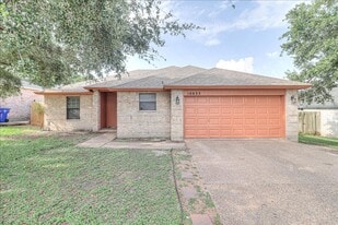 10833 Grand Teton Dr in Corpus Christi, TX - Building Photo