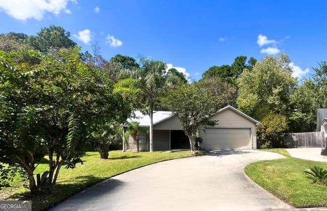 property at 106 Zinnia Ct