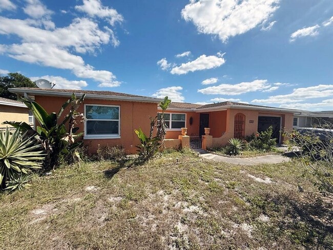 1164 Chelsea Ln in Holiday, FL - Building Photo - Building Photo