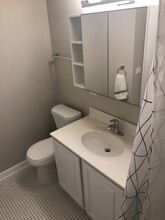 9718 Bianco Ter, Unit 3E in Des Plaines, IL - Building Photo - Building Photo