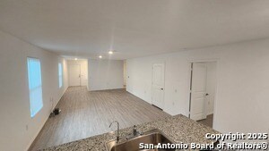 10191 Asta Trl in San Antonio, TX - Building Photo - Building Photo
