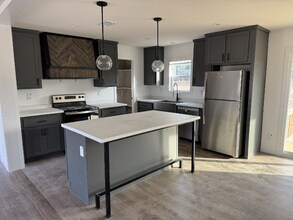 362 Patriot Ln in Collinston, LA - Foto de edificio - Building Photo