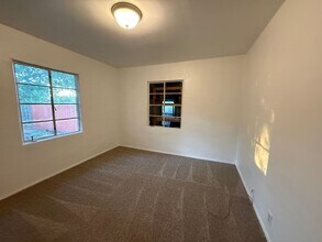 661-665 Maple St in West Sacramento, CA - Building Photo - Building Photo