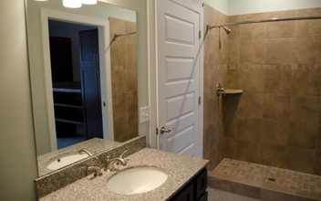 The Lofts at Tremont in Chattanooga, TN - Foto de edificio - Interior Photo