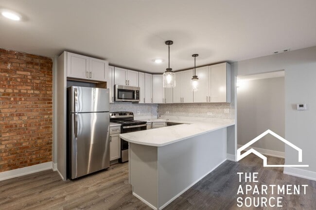 1220 N La Salle Dr
