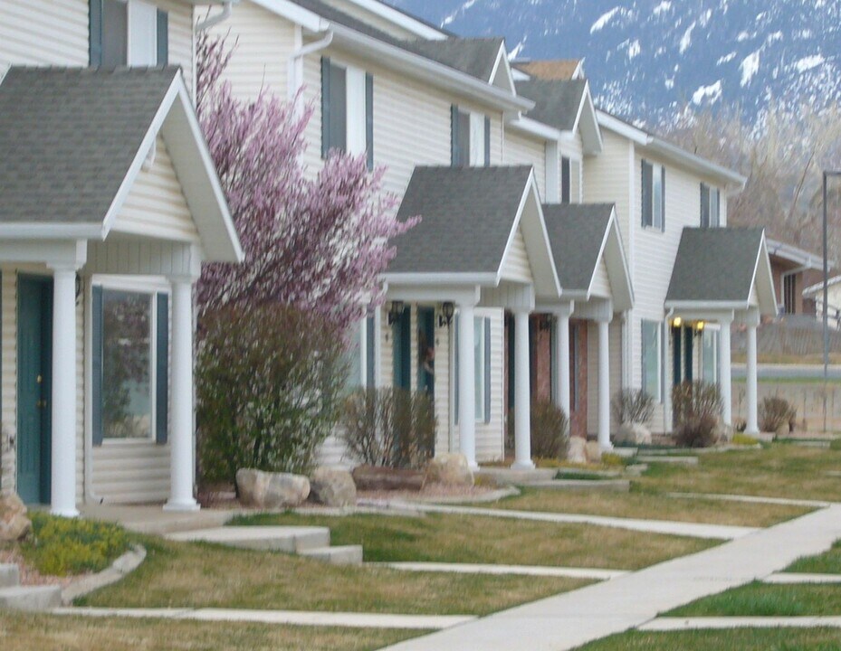 1148 N Northfield Rd in Cedar City, UT - Building Photo