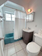 7445 Harding Ave in Miami Beach, FL - Building Photo - Building Photo