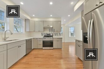 46 Manthorne Rd in Boston, MA - Building Photo - Building Photo