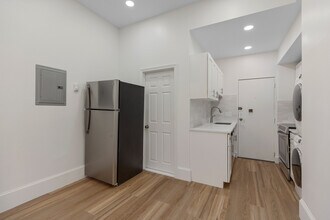 45 Saint Botolph St, Unit #6 in Boston, MA - Building Photo - Building Photo