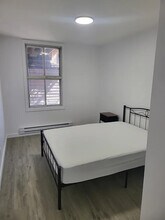 4055 Saint Laurent Boul in Montréal, QC - Building Photo - Building Photo