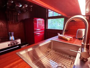 5800 Fenwick Rd in Bryans Road, MD - Building Photo - Building Photo