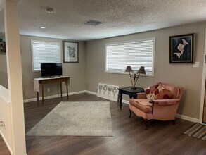 2204 15th Ave in Sacramento, CA - Building Photo - Building Photo