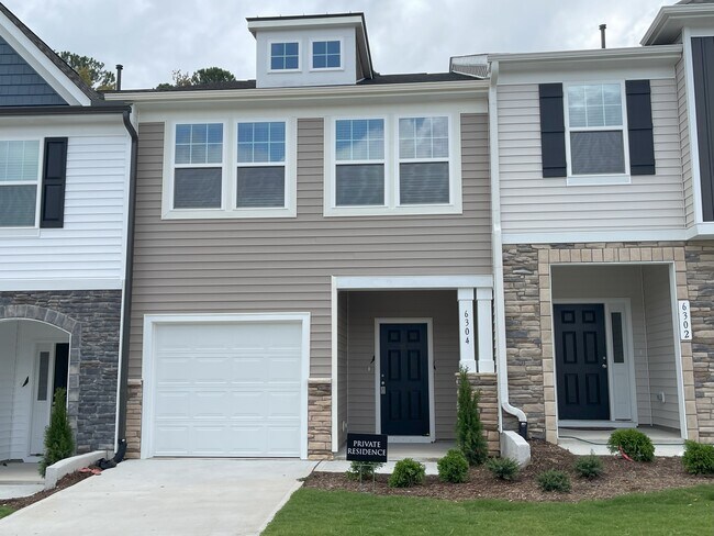 6304 Lady Eliza Ln in Raleigh, NC - Foto de edificio - Building Photo