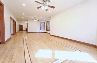 2307 N Spaulding Ave in Chicago, IL - Building Photo - Building Photo