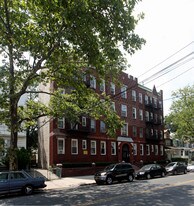 Florance Court in South Ozone Park, NY - Building Photo
