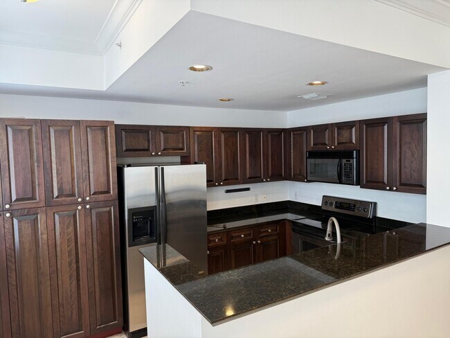 606 Fern St in West Palm Beach, FL - Building Photo - Building Photo